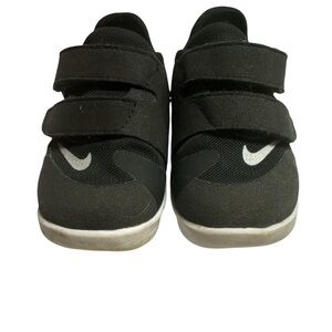 Nike Black and White Sneakers Casual Sporty Design